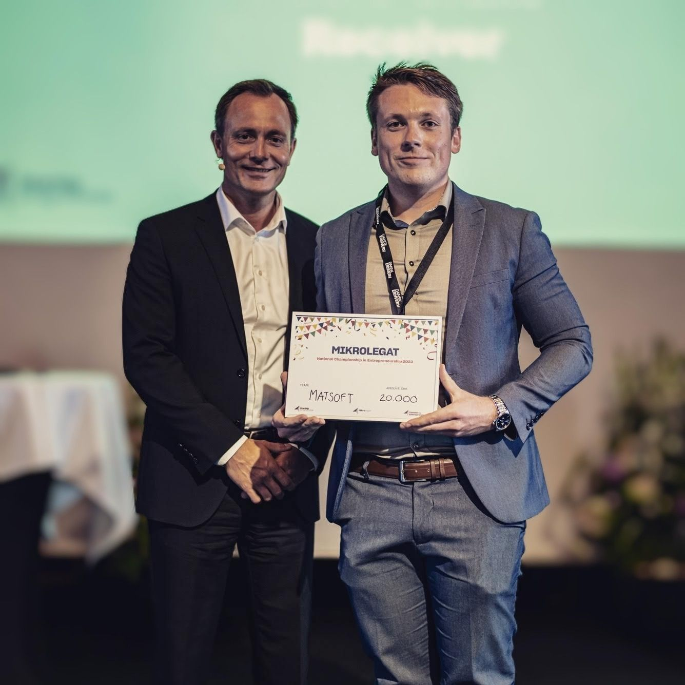 Mathias modtager mikrolegat fra Fonden for Entreprenørskab ved DM i Entreprenørskab 2023